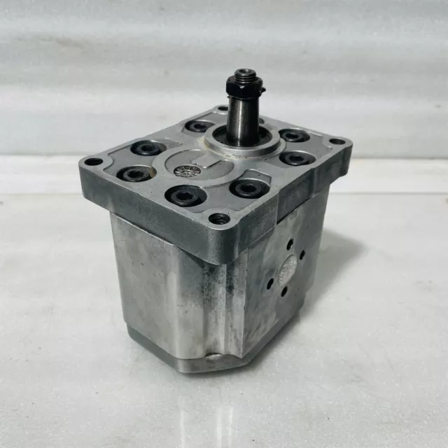 Sauer Danfoss SNP3/33D Hydraulic Gear Pump