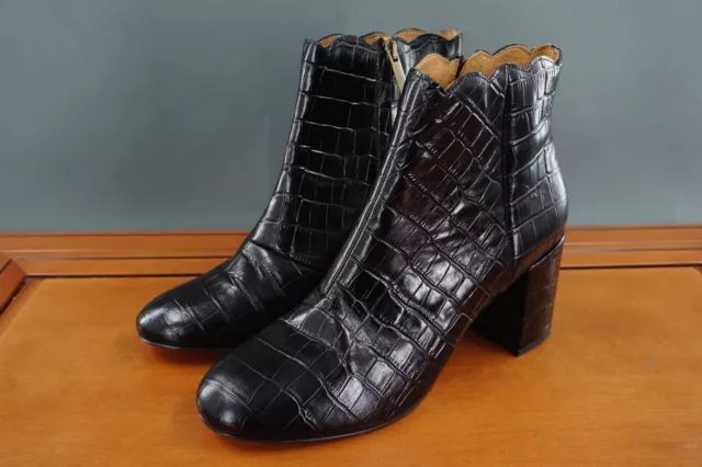 Andre Assous Sylvania Womens Size 10 Shoes Black Embossed Leather Ankle Bootie