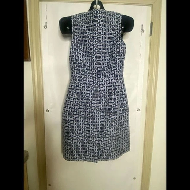 Tahari Levin Blue  & White Printed