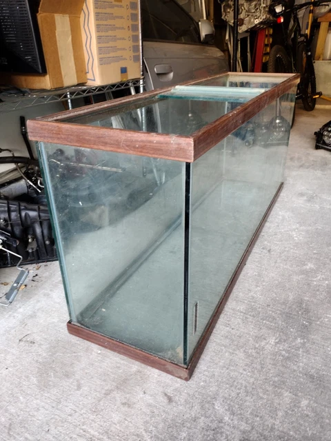 Fish Tank - 55-gallon GLASS Aquarium - Small Pet / Reptile