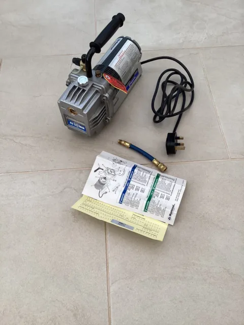 Mastercool 90060-220 Vacuum Pump Air Conditioning/refrigeration 42LPM