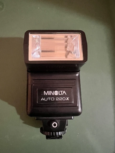 Konica Minolta Auto Electroflash 220x Shoe Mount Flash