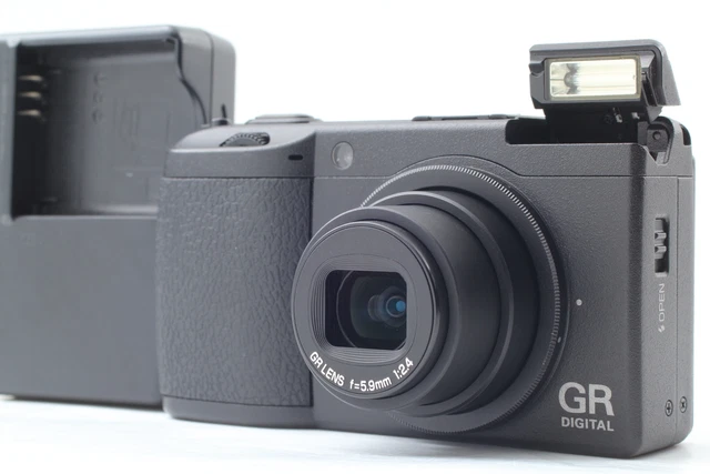[MINT] 1636 shot RICOH GR DIGITAL II 10.1MP Black From JAPAN
