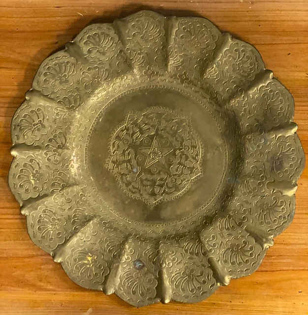 Grand Plateau Oriental En Laiton Ou Cuivre - Doré - Diamètre 44 Cm - Occasion