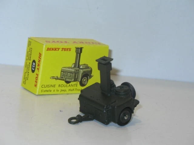 DINKY TOYS camion unimog MERCEDES -BENZ militaire pneus crantés + soldats S