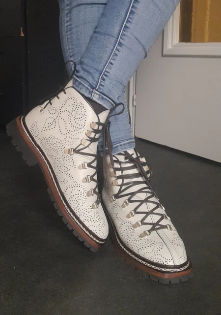 Magnifiques Bottines Originales Perforées En Cuir Beige Free Lance P 37 Neuves