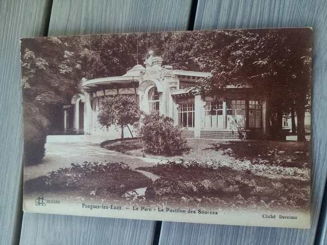 Cpa Pougues Les Eaux Le Parc Le Pavillon Des Sources