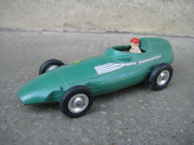 Miniature SOLIDO Vanwall F1 Ref 104 Série 100 (1958/68) - Bon état Boîte
