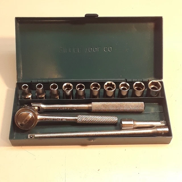 Vintage Giller Tool Co. 14-Piece 1/4'' Drive Sae Socket Set W/Case - "Usa''