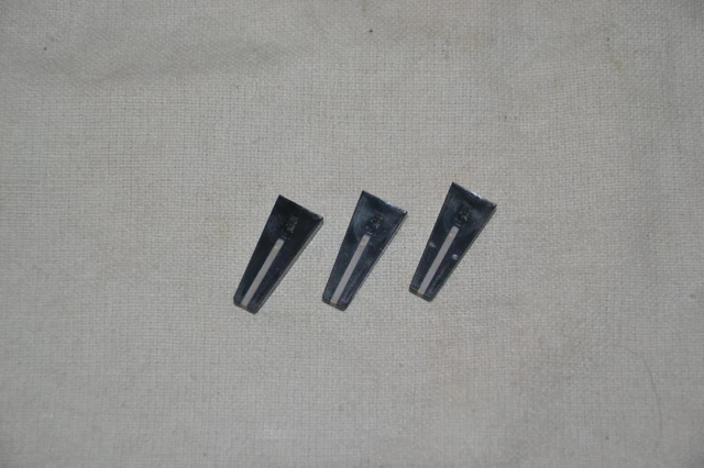 Manopole Scorrevoli Vintage Per Equalizzatore Grafico Roland SEQ 331 / 315 - Set Da 32 Pezzi!