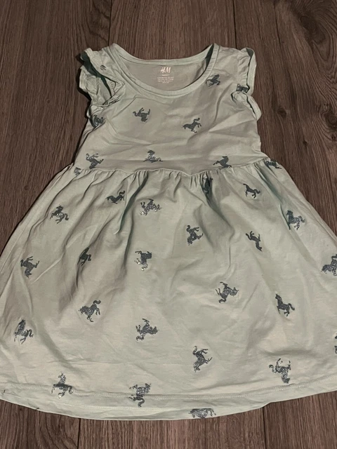 bundle of girls clothes age 2-3 years                        (c29) 4