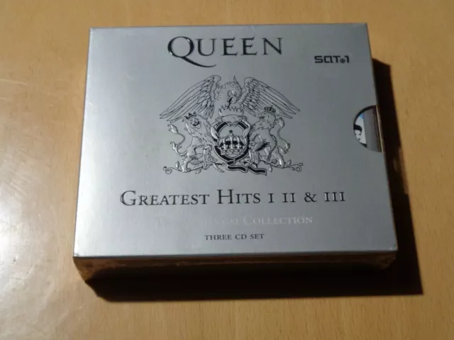 QUEEN BOX  GREATEST  HITS  I   II e III ( Nr. 3 CD  Nuovi  in Cellophane )