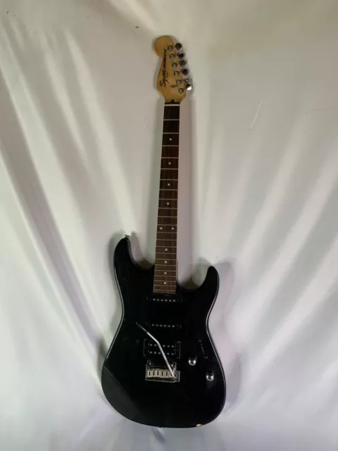 Guitarra eléctrica Fender Squier Showmaster - proyecto, repuestos o reparaciones