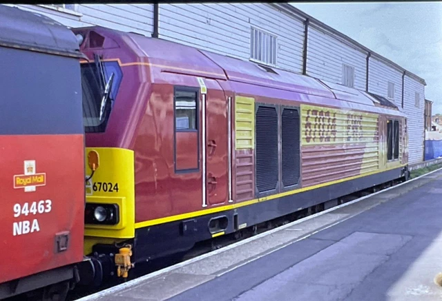 CLASS 67 Train 35mm Colour Slide 67024 -See note £2.99 - PicClick UK
