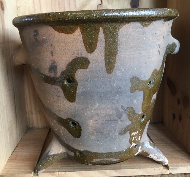 TRÈS GRANDE FAISSELLE ancienne, égoutoir en terre cuite vernissée ...