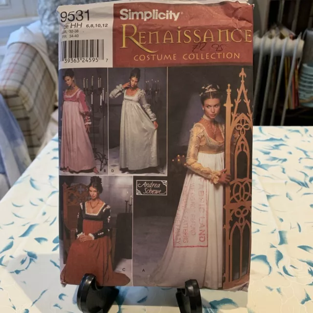 Simplicity Ladies Renaissance Costume sewing Pattern 9531 HH UNCUT Size 6-12