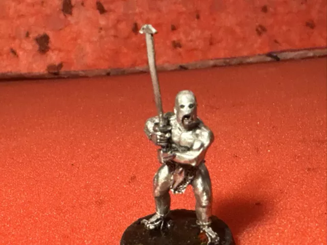 Uruk Hai Berserker Lord of the Rings MESBG Warhammer Games Workshop (16)