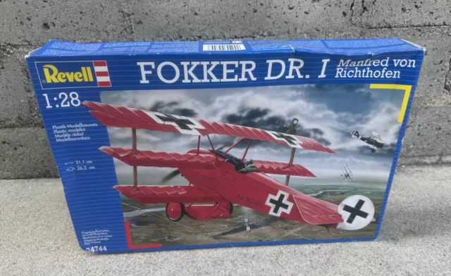 Revell 04744 Fokker Dr. I Manfred von Richthofen Triplane 1/28 Model Kit, Sealed