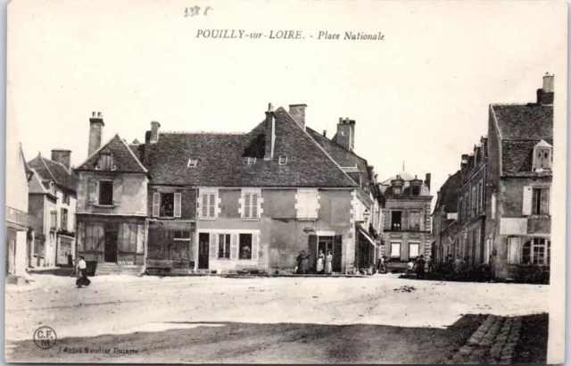 58 POUILLY SUR LOIRE - vue partielle place nationale.