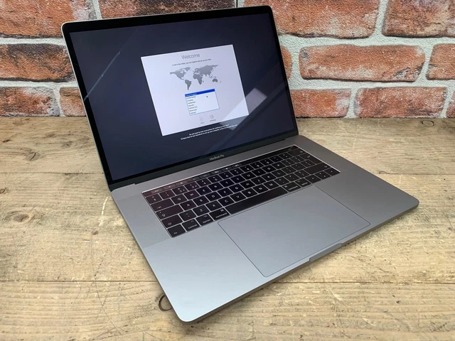 Apple MacBook Pro A1707 i7-7820HQ 16 GB 512 GB computer portatile a memoria a stato solido Mojave 15" 2017 766237