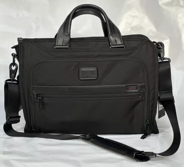 Tumi Men's Alpha 2 Slim Deluxe Portfolio 100% Nylon With Leather Trim