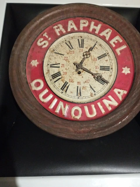 ANCIENNE HORLOGE PENDULE PUB ST RAPHA L QUINQUINA TOLE VINTAGE CLOCK ancienne-horloge-pendule-pub-st-rapha-l-quinquina-tole-vintage-clock