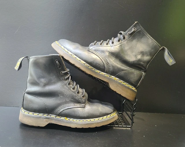 DR MARTENS BLACK Boots Vintage 8 Eyelet Made In England Uk 7