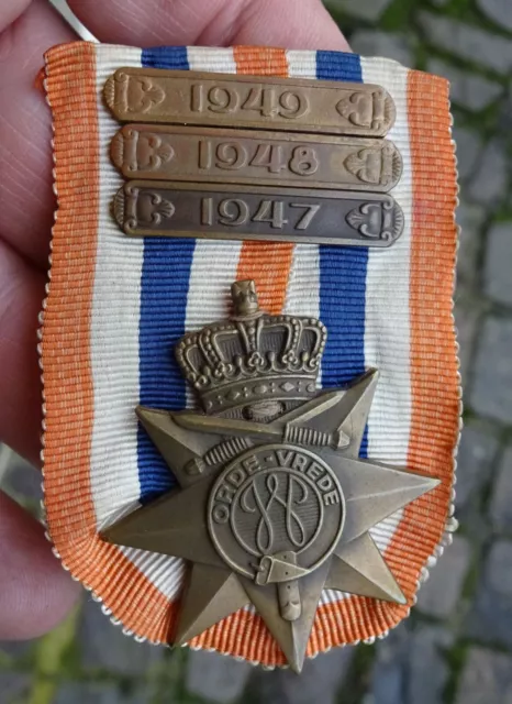 Niederlande Orden mit Spange  1947-1948-1949