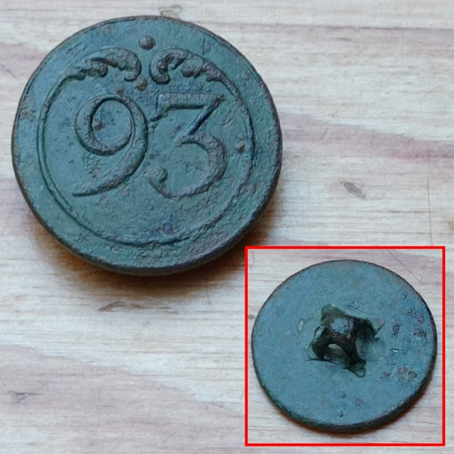 GROS BOUTON (22mm) 93e regiment d`infanterie de ligne Napoleon 1er Empire -RARE