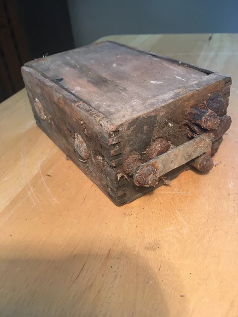 VINTAGE - Wood FORD Model A & T Buzz Box - Ignition Coil - Circa 1914.