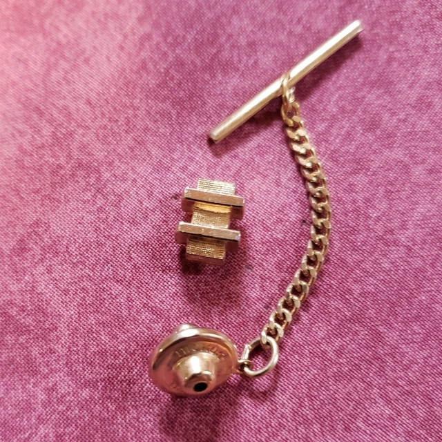 Vintage Hickock Abstract Square Tie Tack Lapel Hat Pin Gold Tone Bar Chain P1