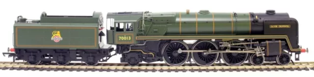 Hornby R3865 BR 4-6-2 Britannia Class Loco 70013 OLIVER CROMWELL green BNIB