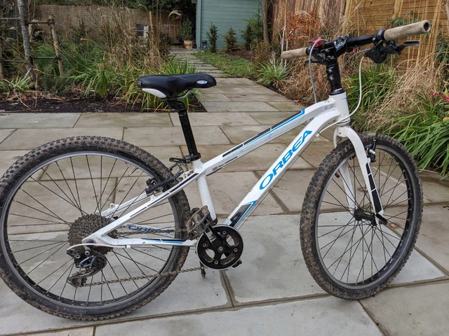 ORBEA MX 24 Team Disc Black Orange Kids Mountain Bike Excellent