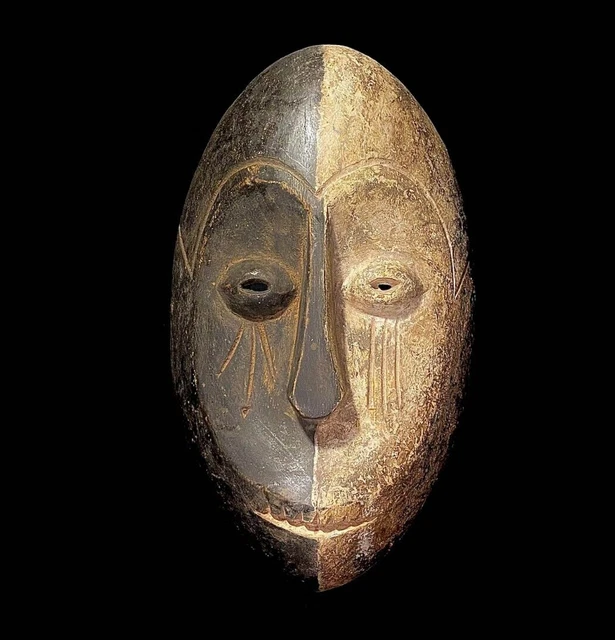 African Tribal Face Mask Wood Hand Carved Vintage Wall Hang(Passport) Mask--5605