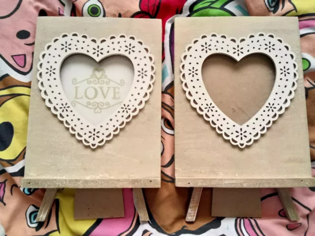 2 x Wood & Glass easel themed photo picture frame w love heart shape detail Pair