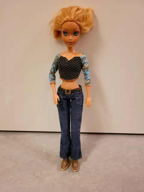 Mattel Barbie Puppe von 1999 My Scene mit Outfit