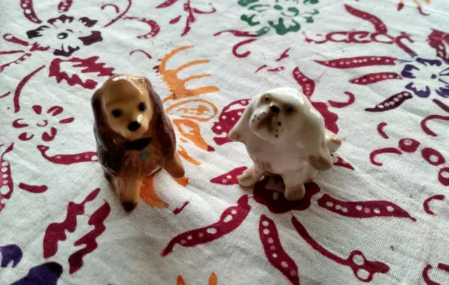 2 Vintage Tiny Ceramic Dog Figurines Cocker Spaniel & Pekingese Pekinese 1 1/2"