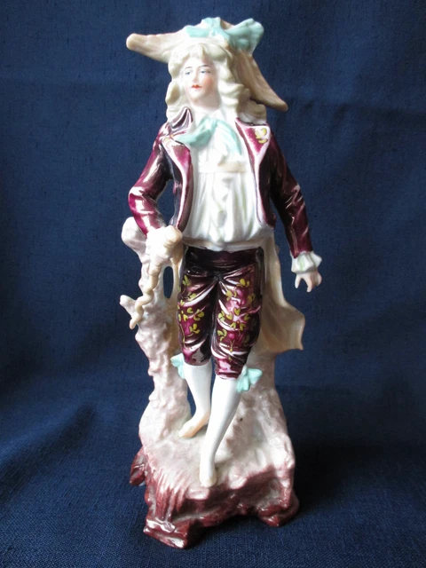 Personnage En Biscuit/Porcelaine Polychrome Signe