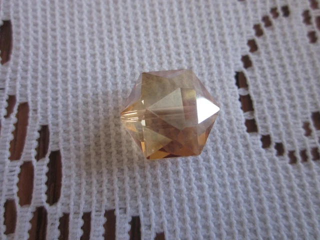9 perles de verre irisées vintage de couleur pêche taillées diamant 2