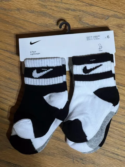 New Infant Nike Black, White, And Grey Ankle Socks 12-24 Months 6 Pair