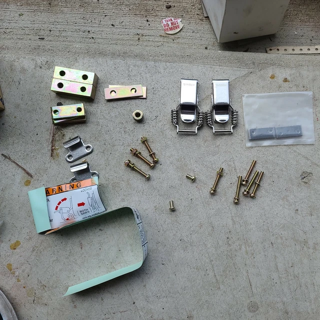 Komatsu Latch Kit Complete