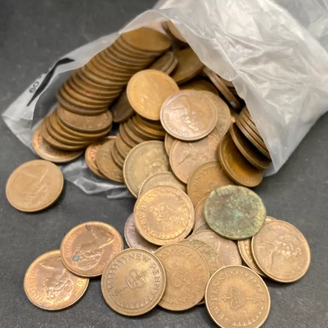 Decimal UK 1/2p Coins New Half Penny Mixed Dates 221g Coin Hunters Job Lot