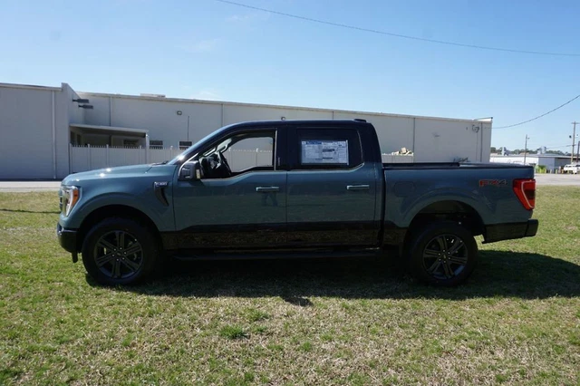 2023 Ford F-150 XLT 4WD SuperCrew 5.5' Box