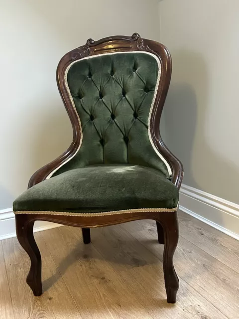 Vintage Upholstered Bedroom Nursing Chair Green