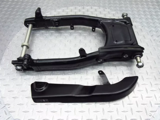 2020 17-22 Triumph Bonneville T100 Swing Arm Swingarm Chain Guard