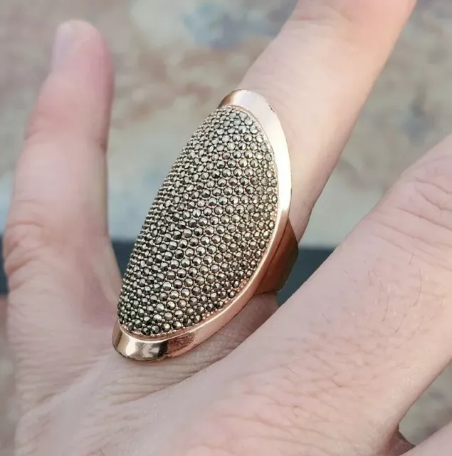 Bague cocktail cloutée en argent sterling doigt complet marcasite 2