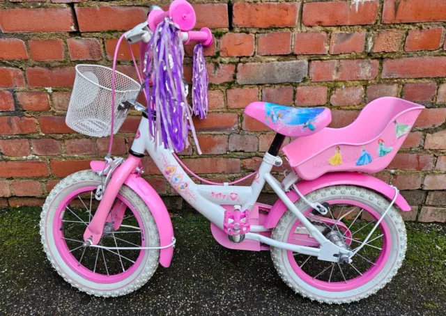 Smyths deals princess bike