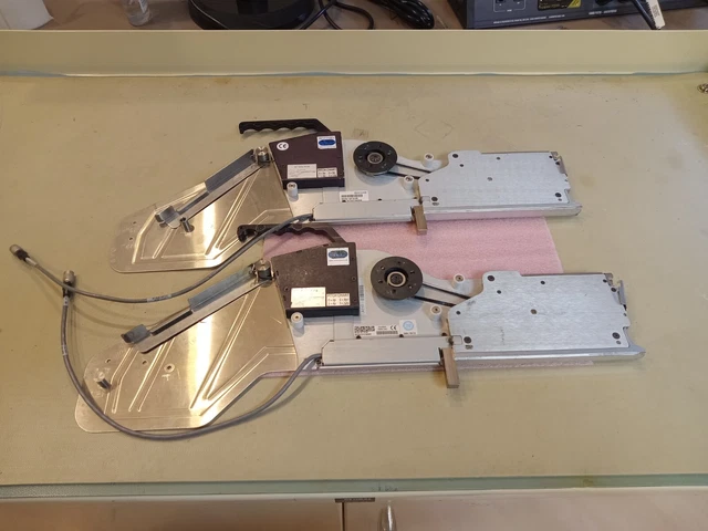 Lot of 2 Hover Davis QF-10-08 PCB Tape Feeder for Fuji