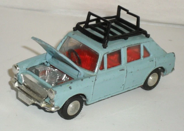 TRI-ANG SPOT-ON MODEL Car: MORRIS 1100 1:42 scale diecast Blue un-boxed ...