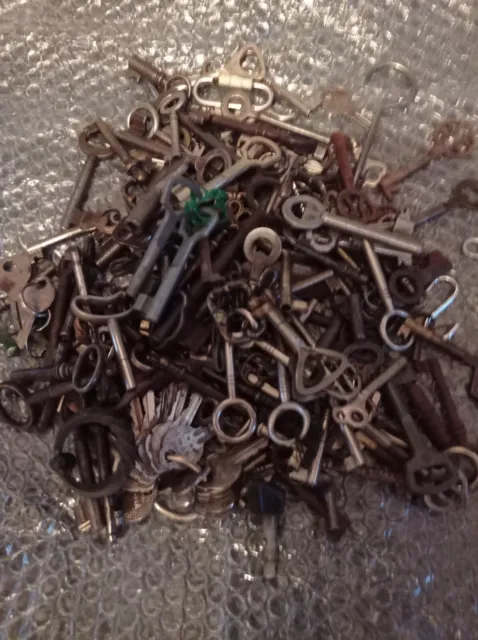 Antike viele alte Schlüssel , siehe Fotos